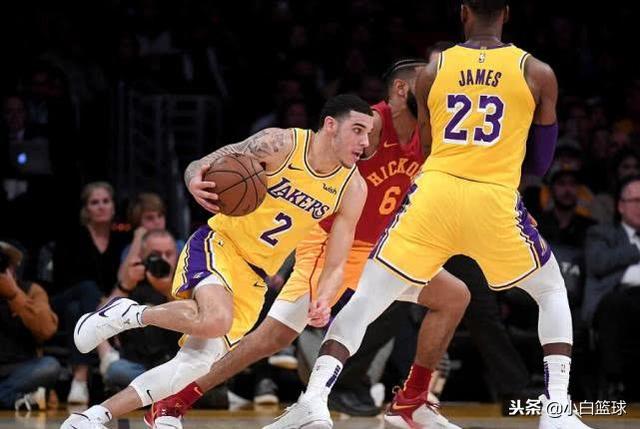  詹姆斯率湖人末节逆转，紫金军团终结连败颓势