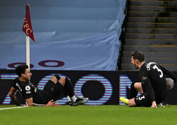  沃特金斯读秒绝杀，维拉客场掀翻西汉姆联